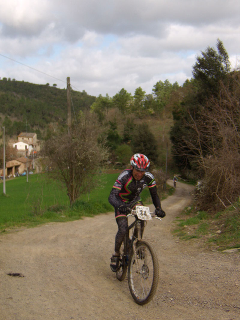 gal/2010/03 - La Via delle Miniere 2010/Sul poggetto al primo passaggio/Immagine-018.jpg